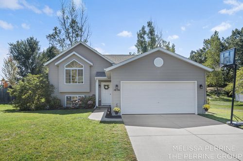 1656 Barnsley Ct, Lowell, MI, 49331-8677 | Card Image