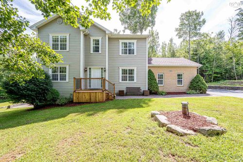 77 Holyrood Close, Fall River, NS, B2T1V1 | Card Image