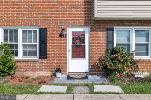 121 Chinkapin Dr, STEPHENS CITY, VA, 22655-2101 | Card Image