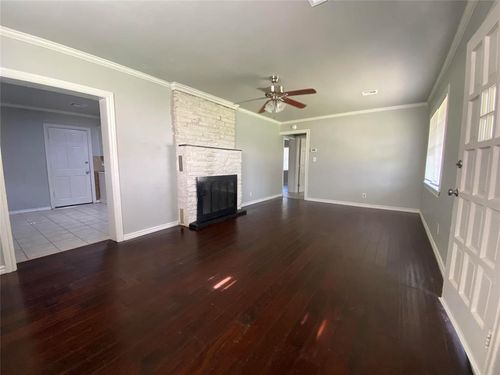501 W 2nd St, Edmond, OK, 73003-5458 | Card Image