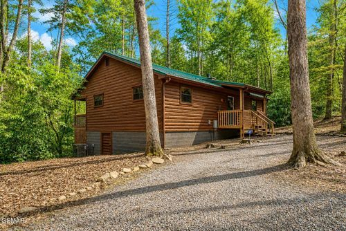 3386 Rocky Ridge Rd, Cosby, TN, 37722-2970 | Card Image