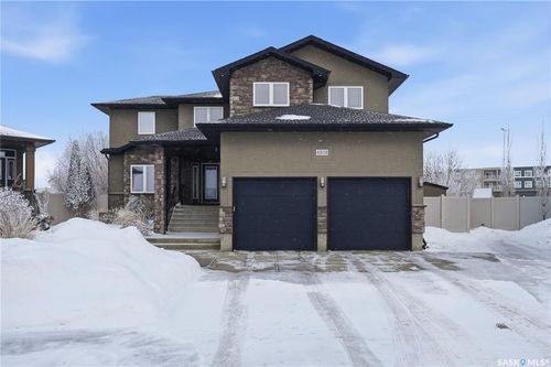 4818 Sandpiper Cres E, Regina, SK, S4V1M8 | Card Image