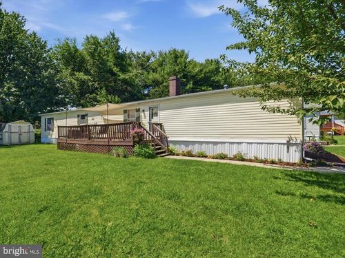21 Robin Dr, SHIPPENSBURG, PA, 17257-9484 | Card Image