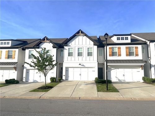 24 Garrison Dr, Winder, GA, 30680-7318 | Card Image