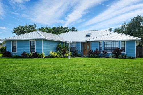 728 N Fischer Cir, Sebastian, FL, 32958-4623 | Card Image