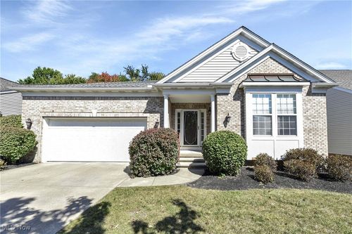 1016 Kendal Dr, Broadview Heights, OH, 44147-4430 | Card Image