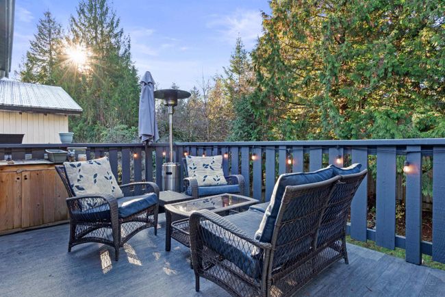 40368 Kintyre Drive, House other with 4 bedrooms, 3 bathrooms and 4 parking in Squamish BC | Image 33