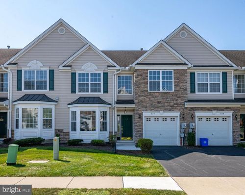 517 Harvest Dr, Blandon, PA, 19510-9588 | Card Image