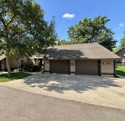 2-118 Glenview Court, Janesville, WI, 53548 | Card Image