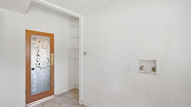 368 Riddle Rd, House other with 4 bedrooms, 2 bathrooms and 1 parking in Cedar Creek TX | Image 4