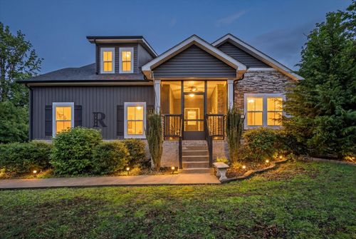 2140 Palmyra Rd, Palmyra, TN, 37142-2142 | Card Image