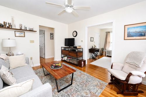 1r-11 Sterling Park, Braintree, MA, 02184 | Card Image