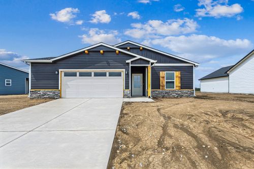 1607 Emerald Valley Dr, Mulvane, KS, 67110-2206 | Card Image