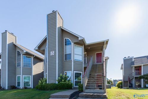 235 Waters Edge Ln, Madison, AL, 35758-2578 | Card Image
