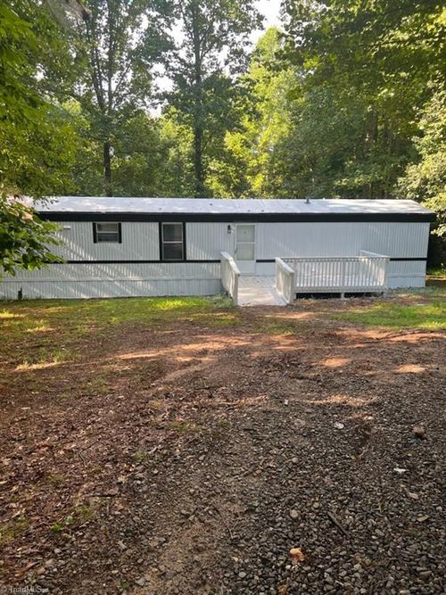 450 Annie Sophia Lane, Roaring River, NC, 28669 | Card Image