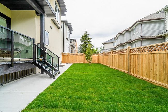 2372 157 Street, House other with 5 bedrooms, 4 bathrooms and 4 parking in Surrey BC | Image 39