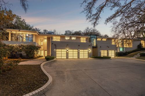 2100 Indian Creek Dr, Fort Worth, TX, 76107-3524 | Card Image