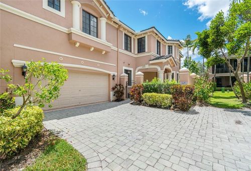 2-32-2692 Center Court Dr, Weston, FL, 33332-1853 | Card Image