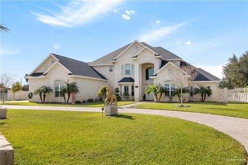 28032 Bass Blvd, Harlingen, TX, 78552-6705 | Card Image