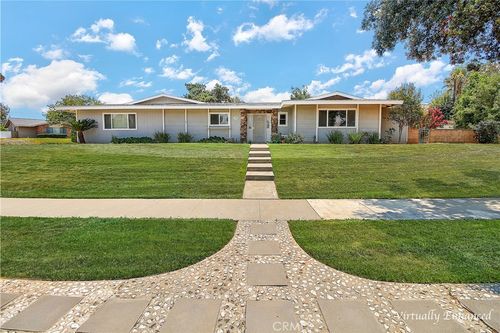 1960 Wetherly, Riverside, CA, 92506 | Card Image