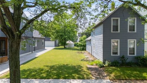 1924 W 48th Street, Cleveland, OH, 44102 | Card Image