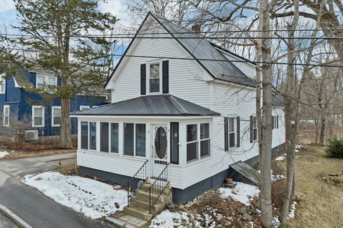84-31 Pine Street, Wolfeboro, NH, 03894-0000 | Card Image