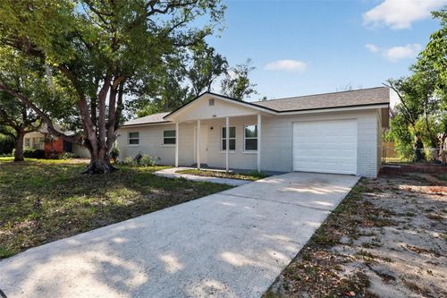 1904 E 115th Avenue, TAMPA, FL, 33612 | Card Image