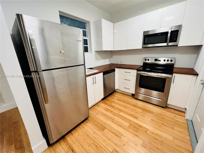 APT-912 - 960 Bay Dr, Condo with 1 bedrooms, 1 bathrooms and null parking in Miami Beach FL | Image 6