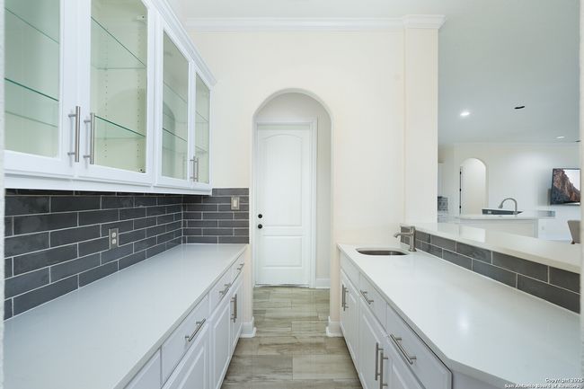 22718 Fossil Peak, House other with 4 bedrooms, 5 bathrooms and null parking in San Antonio TX | Image 11