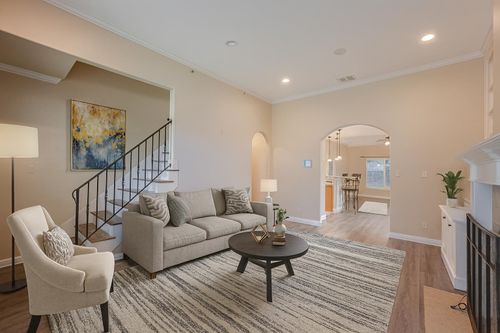 5231 Newton Oak Cir S, Memphis, TN, 38117-7300 | Card Image