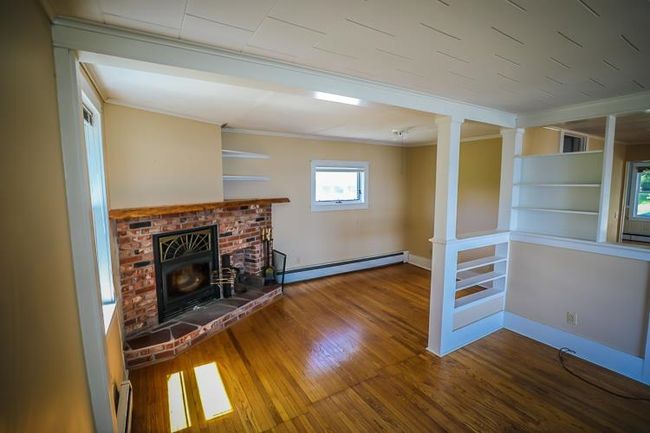 1227 E Shore Rd, House other with 3 bedrooms, 2 bathrooms and null parking in Isle La Motte VT | Image 11