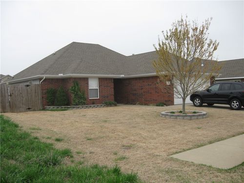 802 Southern Trace Dr, Rogers, AR, 72758 | Card Image