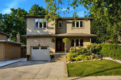 445 Sherring St, Cambridge, ON, N3H2W7 | Card Image