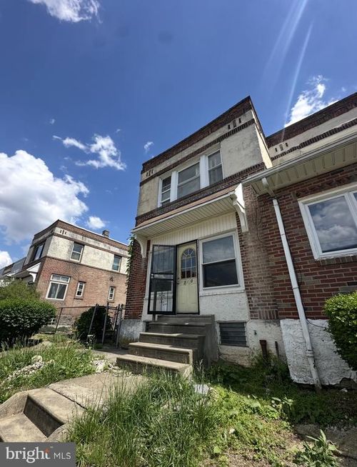 7120 Guyer Ave, PHILADELPHIA, PA, 19153-2406 | Card Image