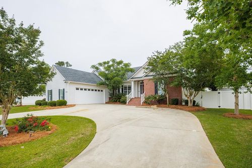 3699 Arbor Run Dr, Valdosta, GA, 31605-7419 | Card Image