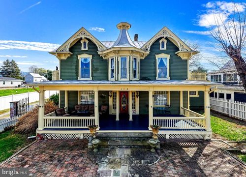 138 E Main St, LURAY, VA, 22835-1366 | Card Image