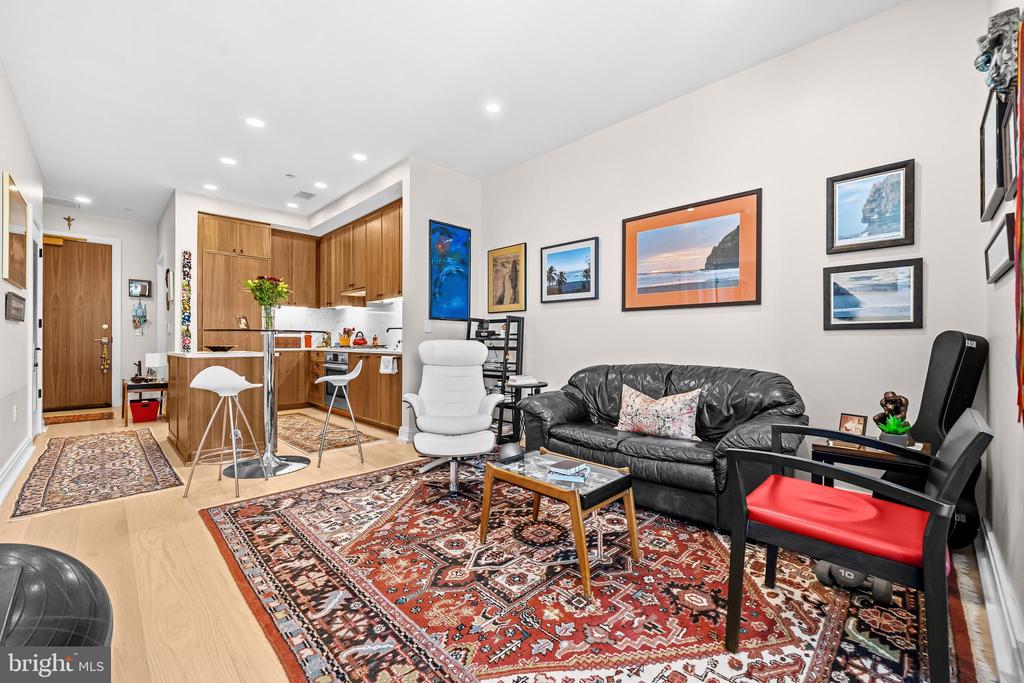 Residential in WASHINGTON 4