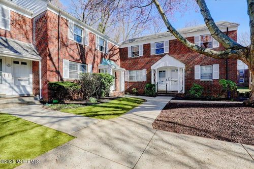102 Manor Dr, Red Bank, NJ, 07701-2463 | Card Image