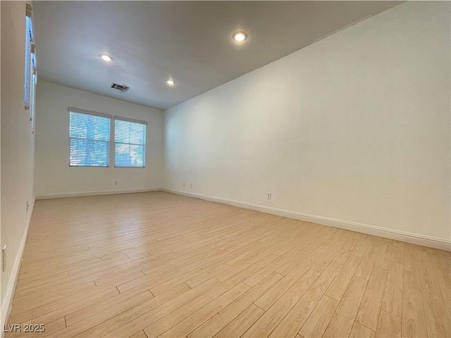1581 Boundary Peak Way, House other with 5 bedrooms, 3 bathrooms and null parking in Las Vegas NV | Image 18