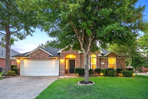 1 Mary Lou Ct, Mansfield, TX, 76063-3756 | Card Image