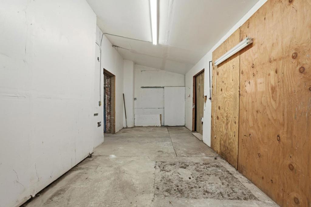 Residential Lease in Richmond 4