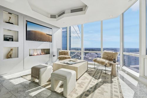 ph41-ent-floor-5 Renaissance Sq, White Plains, NY, 10601-3042 | Card Image