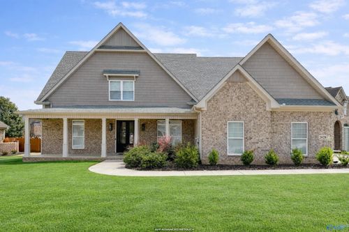 2028 Sarah Ln, Decatur, AL, 35603-2482 | Card Image