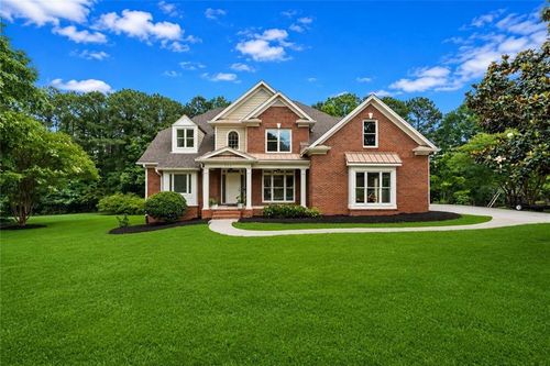 388 Della Walk Ct Sw, Lilburn, GA, 30047-6339 | Card Image