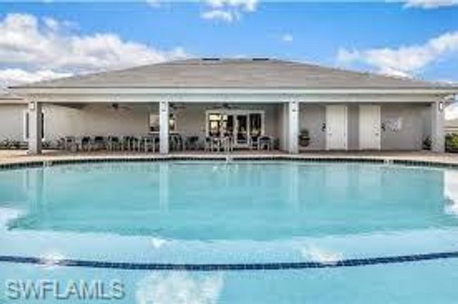View of swimming pool | Image 20
