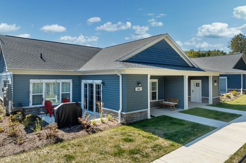 1811 W Wysteria Ln, Oak Creek, WI, 53154-5912 | Card Image