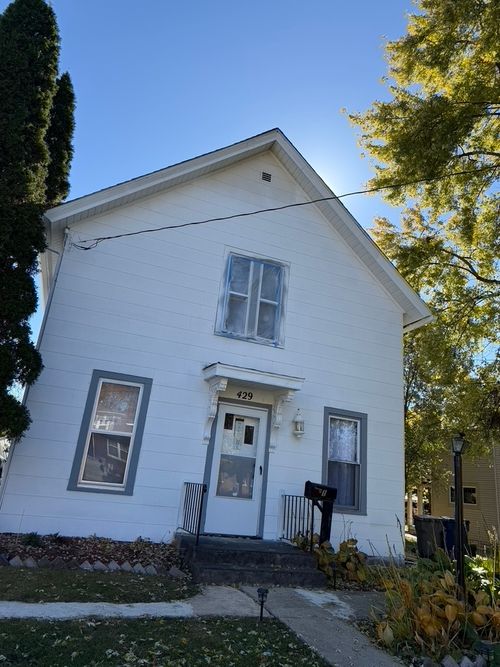 apt-1-429 South St, Elgin, IL, 60123-6373 | Card Image