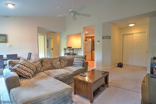 APT-11 - 304 Trinity Ct, Townhouse with 2 bedrooms, 1 bathrooms and null parking in Princeton NJ | Image 5