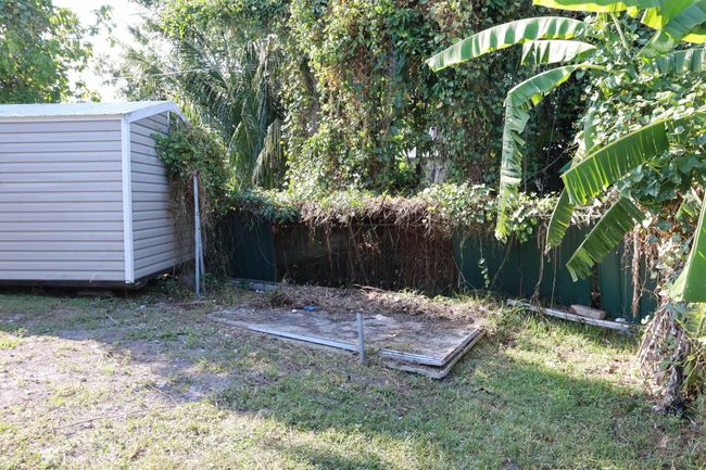 817 E 7 Th St, House other with 3 bedrooms, 2 bathrooms and null parking in Pahokee FL | Image 47