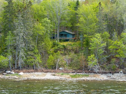 305 Bay View Drive, Bar Harbor, ME, 04609 | Card Image